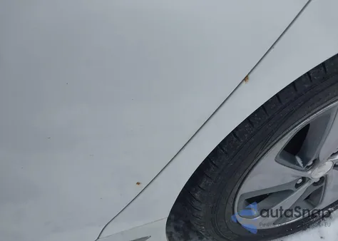 2016 Hyundai Sonata Hybrid Limited z USA, uszkodzony, nr VIN KMHE34L13GA030683